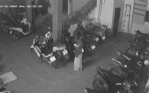 Vụ cháy nhà 5 tầng ở Phú Đô, 1 người chết: Bắt nữ nghi phạm, hé lộ đoạn camera gây 