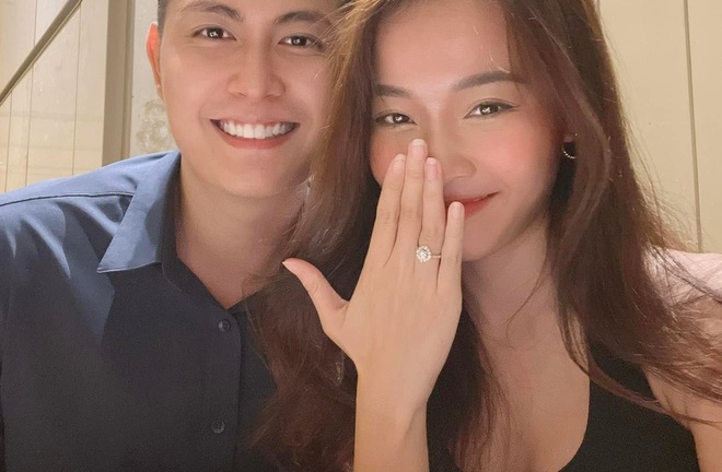 Hé lộ chồng sắp cưới của diễn viên Karen Nguyễn