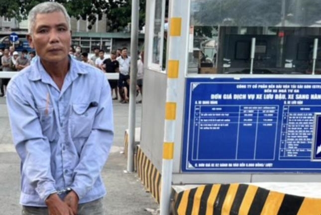 Vụ tài xế xe ôm đâm chết người: Nghi phạm khai gì?