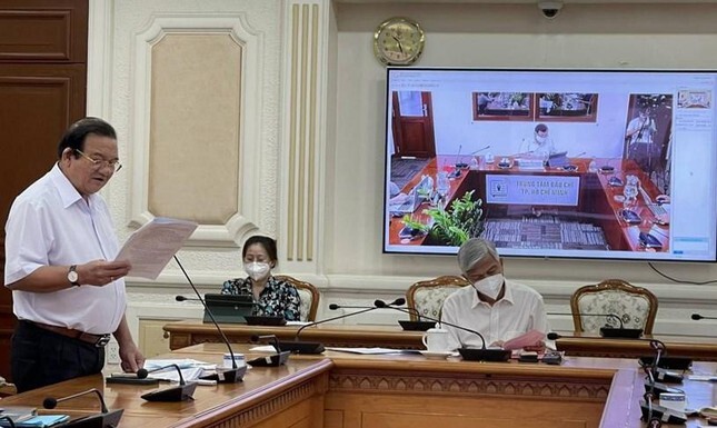 Giám đốc sở LĐ-TB&XH TP.HCM Lê Minh Tấn nghỉ hưu trước tuổi