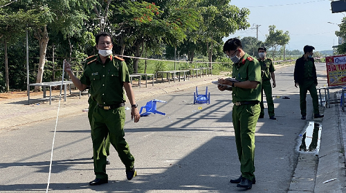 Hỗn chiến kinh hoàng trong quán nhậu, 1 người tử vong