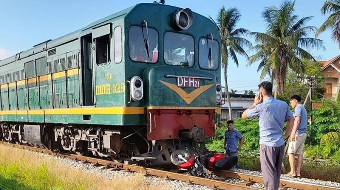 2 vụ tai nạn đường sắt liên tiếp ở Hải Dương khiến 2 người tử vong