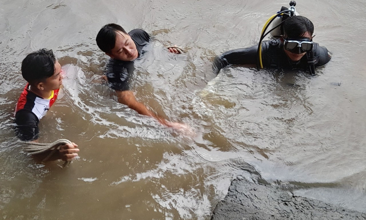 Tìm thấy thi thể nam sinh lớp 6 đuối nước trên sông