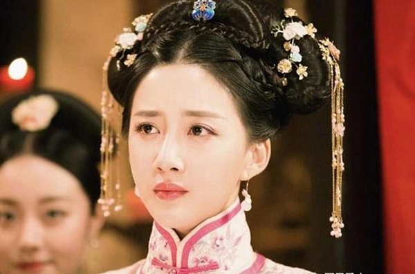 Vị quý phi cuối cùng của Càn Long Đế: Kém tận 47 tuổi, hết thanh xuân mới được sủng ái nhưng sớm qua đời vì hoảng sợ