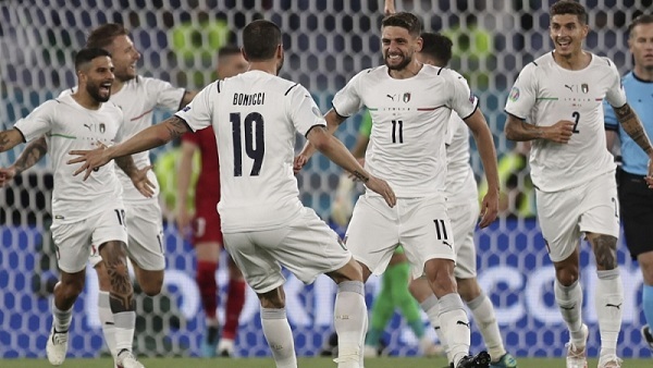 Kết quả EURO 2020 Thổ Nhĩ Kỳ 0-3 Italy: Tưng bừng khai hội