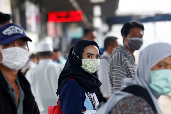 Biển thể Delta đẩy Indonesia đối mặt với bờ vực 