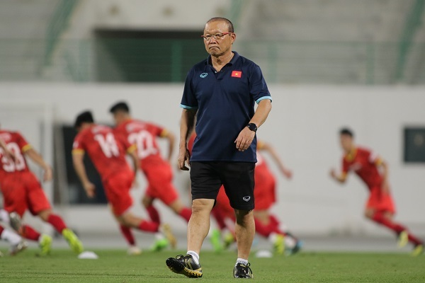 HLV Park Hang-seo tham dự lễ bốc thăm vòng loại thứ 3 World Cup 2022