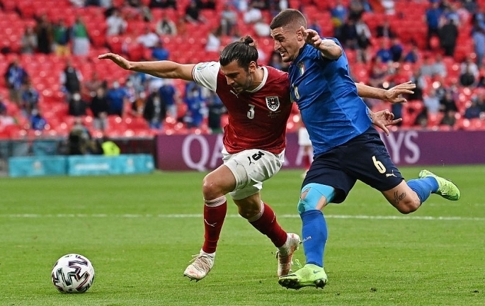 Bắc Giang: Tụ tập xem bóng đá trong thời gian giãn cách, nhóm thành niên bị phạt 75 triệu đồng