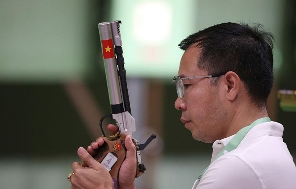 Xạ thủ Hoàng Xuân Vinh nói gì sau khi sớm dừng chân tại Olympic Tokyo 2020