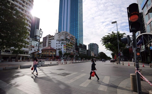 TP.HCM chính thức tiếp tục giãn cách theo Chỉ thị 16 thêm 14 ngày