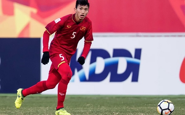 Vòng loại cuối cùng World Cup 2022: Đội tuyển Việt Nam nên quên Văn Hậu