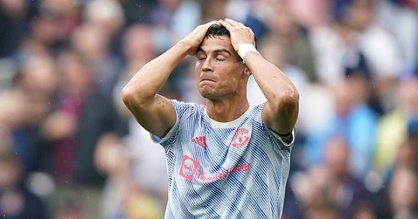 Ronaldo bị một phụ nữ lừa đảo hơn 7,7 tỷ đồng