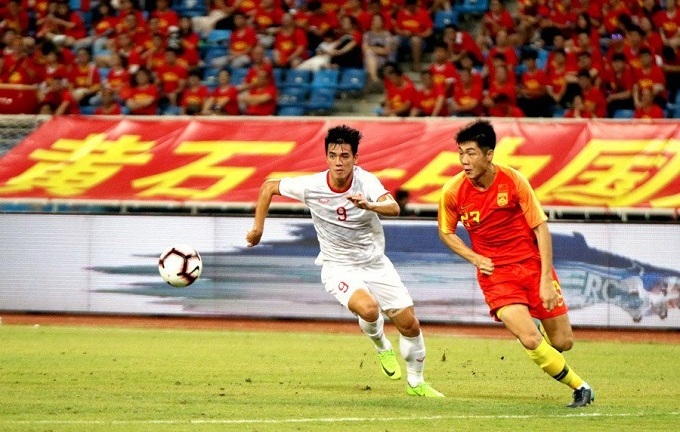 AFC chốt giờ thi đấu trận Việt Nam - Trung Quốc, báo Trung phẫn uất thay đội nhà