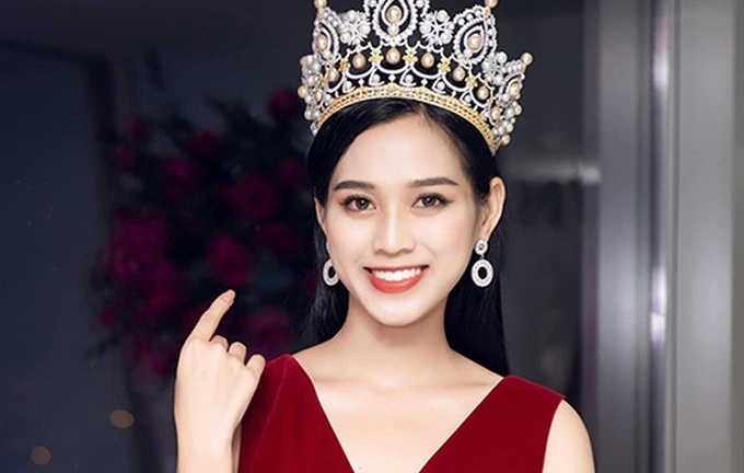 Hoa hậu Đỗ Thị Hà lại nhận tin vui trước khi lên đường tham dự Miss World 2021