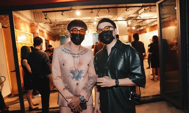 Wowy lên tiếng về bộ trang phục