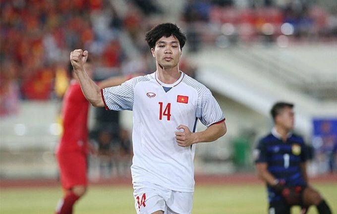 AFF Cup 2020: Công Phượng, Văn Đức lập công, tuyển Việt Nam thắng nhẹ Lào trong ngày ra quân