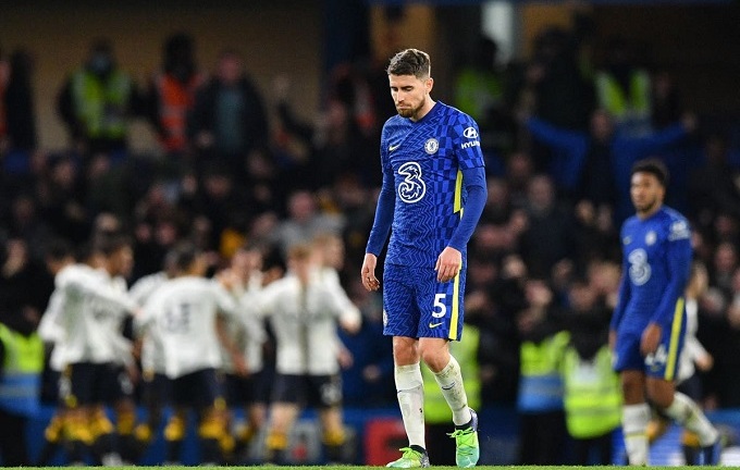 Ngoại hạng Anh ghi nhận kỷ lục mới về số ca nhiễm COVID-19