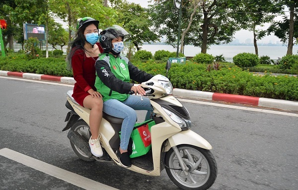 Hà Nội cho phép xe ôm công nghệ hoạt động trở lại từ 8/2