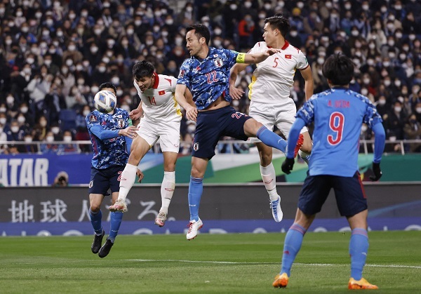 HLV Park Hang-seo: Bóng đá Việt Nam không nên tự mãn khi hòa Nhật Bản