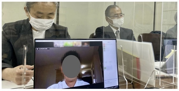 Nam sinh đại học nổi tiếng Nhật Bản tố bị nữ phó giáo sữ ép quan hệ nhiều lần, phải trở thành 