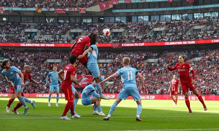 Đánh bại Man City trong trận cầu 5 bàn thắng, Liverpool vào chung kết FA Cup