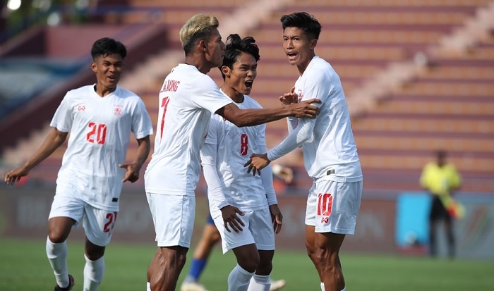 Cập nhật kết quả, BXH bóng đá nam SEA Games 31: Ngôi đầu bảng A đổi chủ