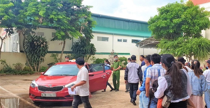 Vụ mẹ khai tử cho con trai 3 tuổi còn sống: Người mẹ đã chỉ chỗ gửi con