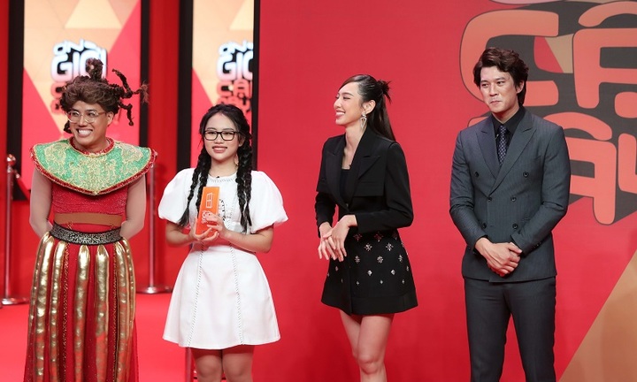 Phương Mỹ Chi xuất sắc đoạt chiếc cúp đầu tiên của Ơn Giời Cậu Đây Rồi mùa 8