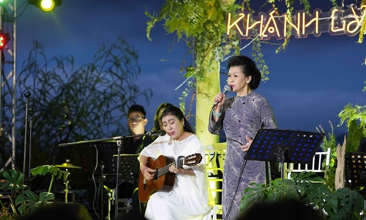 Vụ Khánh Ly hát ca khúc Gia tài của mẹ: Cảnh cáo đơn vị tổ chức