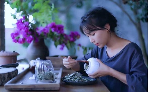 Lý Tử Thất ra tòa sau một năm ở ẩn