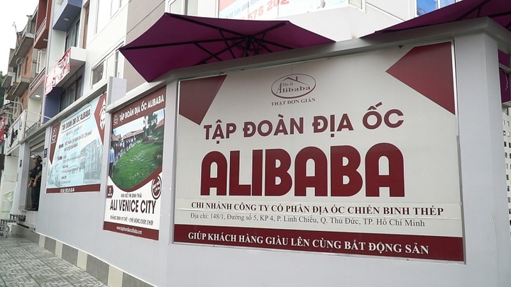 Vụ Địa ốc Alibaba: Người thân của Nguyễn Thái Luyện khai gì?
