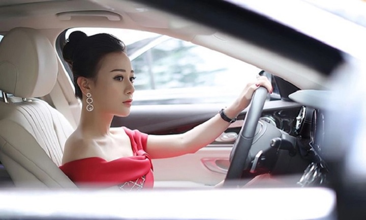Diễn viên Phương Oanh sở hữu khối tài sản ra sao ở tuổi 33?