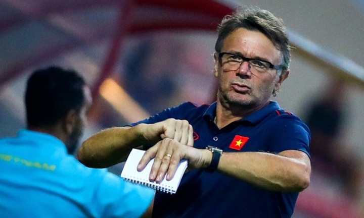 Tân HLV đội tuyển Việt Nam - Philippe Troussier: 