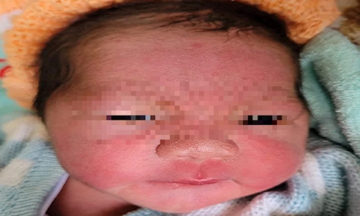 Tìm người thân bé trai sơ sinh nặng 3,5 kg bị bỏ rơi ở vùng thôn quê Thừa Thiên - Huế