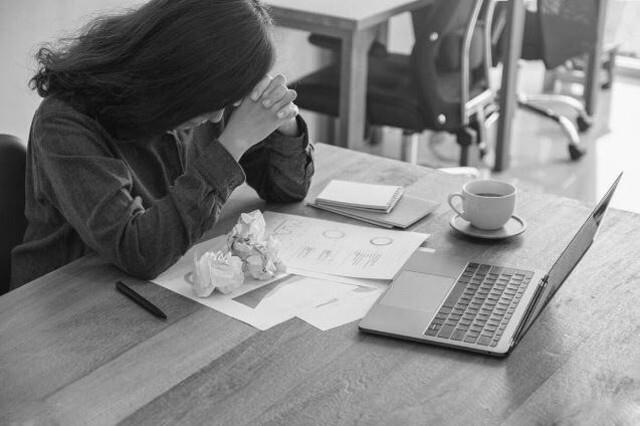 Trót dại trong ngày sinh nhật, nữ giám đốc xinh đẹp phải dẫn cả chồng và “tình nhân” đi xét nghiệm ADN