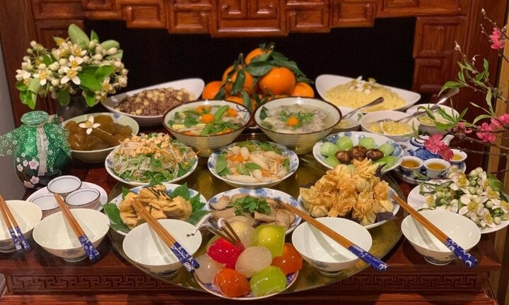 Cúng cả năm không bằng Rằm tháng Giêng: Chị em chi vài triệu đồng đặt cỗ cúng trọn gói