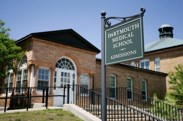 Sử dụng phần mềm quản lý học tập lén theo dõi sinh viên, trường đại học Mỹ gây tranh cãi gay gắt