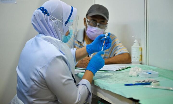 Malaysia lên tiếng xin lỗi sau sự cố tiêm vaccine 