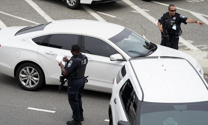 Lầu Năm Góc phong toả tạm thời sau vụ nổ súng bên ngoài toà nhà