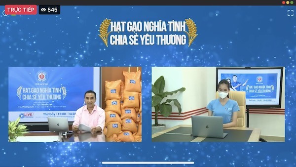 MC Quyền Linh livestream phát động chương trình “Hạt gạo nghĩa tình, chia sẻ yêu thương