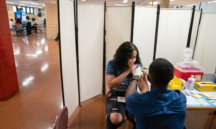 Mỹ lên kế hoạch triển khai tiêm liều bổ sung vaccine ngừa COVID-19 vào tháng 9