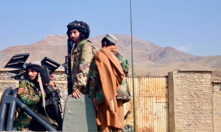 Taliban tuyên bố kiểm soát hoàn toàn thành trì 