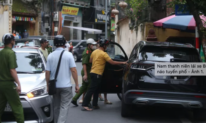 Tin tức tai nạn giao thông mới ngày 17/9: Lái xe ô tô nghi ngáo đá “đại náo” phố Thụy Khuê