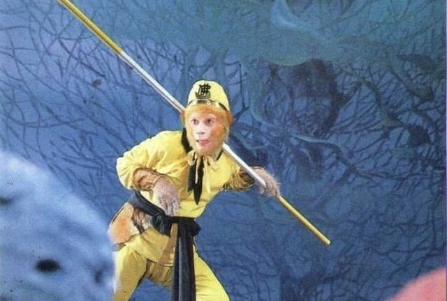 Tây Du Ký: Dòng chữ khắc trên gậy Như ý có ý nghĩa gì?