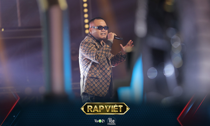 Tập 2 Rap Việt – Mùa 2: “Quái vật” Blacka xuất hiện, cơn mưa Nón vàng có tiếp tục được tung ra?