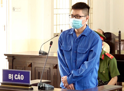 Đâm người khác do mâu thuẫn chuyện nhậu, cựu sinh viên lĩnh án 11 năm tù giam