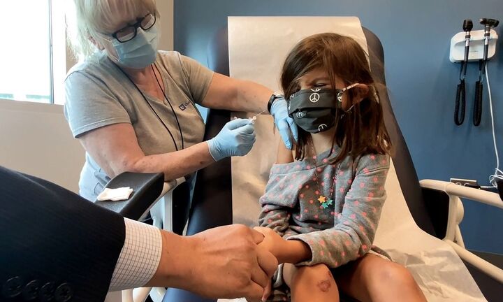 Mỹ sẽ triển khai tiêm vaccine ngừa COVID-19 cho trẻ từ 5-11 tuổi trong tuần tới