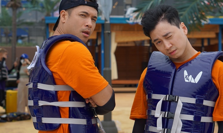 Running Man Vietnam tập 8: Karik và Lan Ngọc 