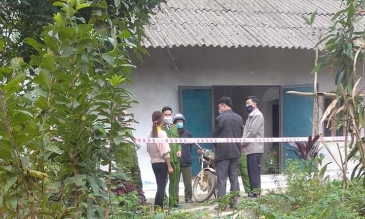 Đối tượng tâm thần trốn viện, chém hàng xóm rồi tự sát vì người yêu cũ không chịu gặp