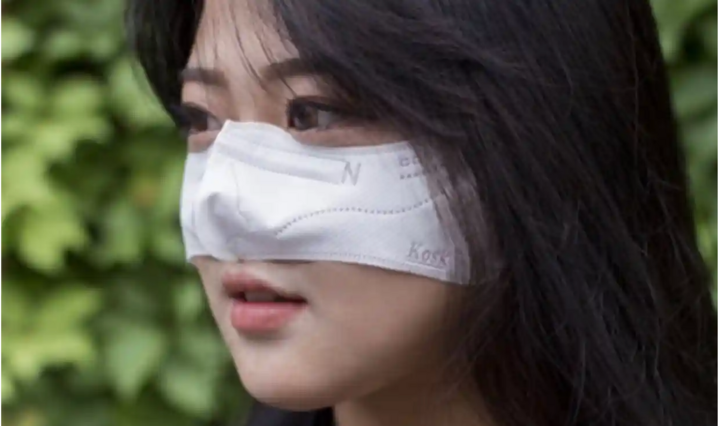 Tranh cãi xoay quanh thiết kế khẩu trang chỉ che mũi ở Hàn Quốc